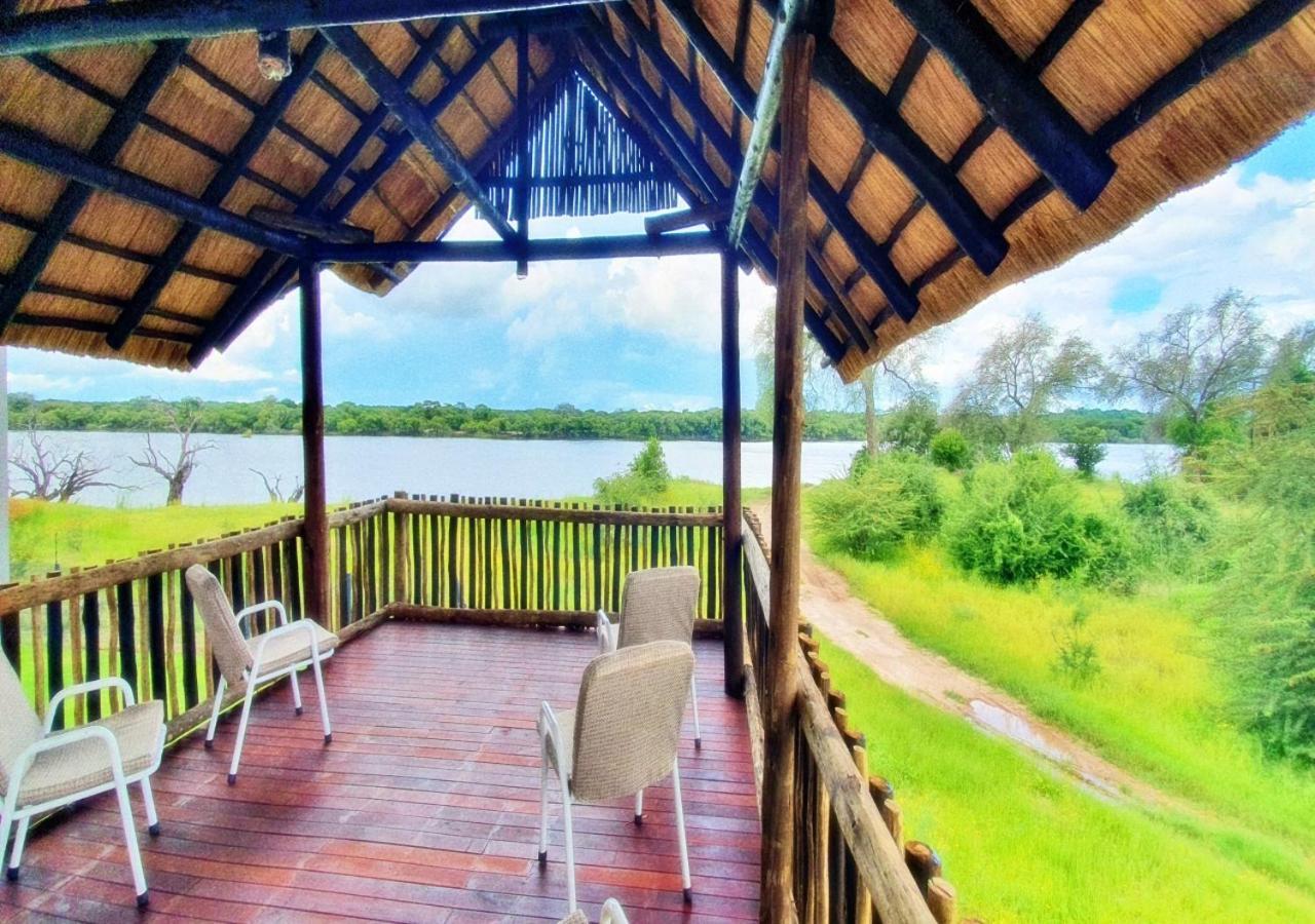 Tlou Safari Lodge Kasane Luaran gambar