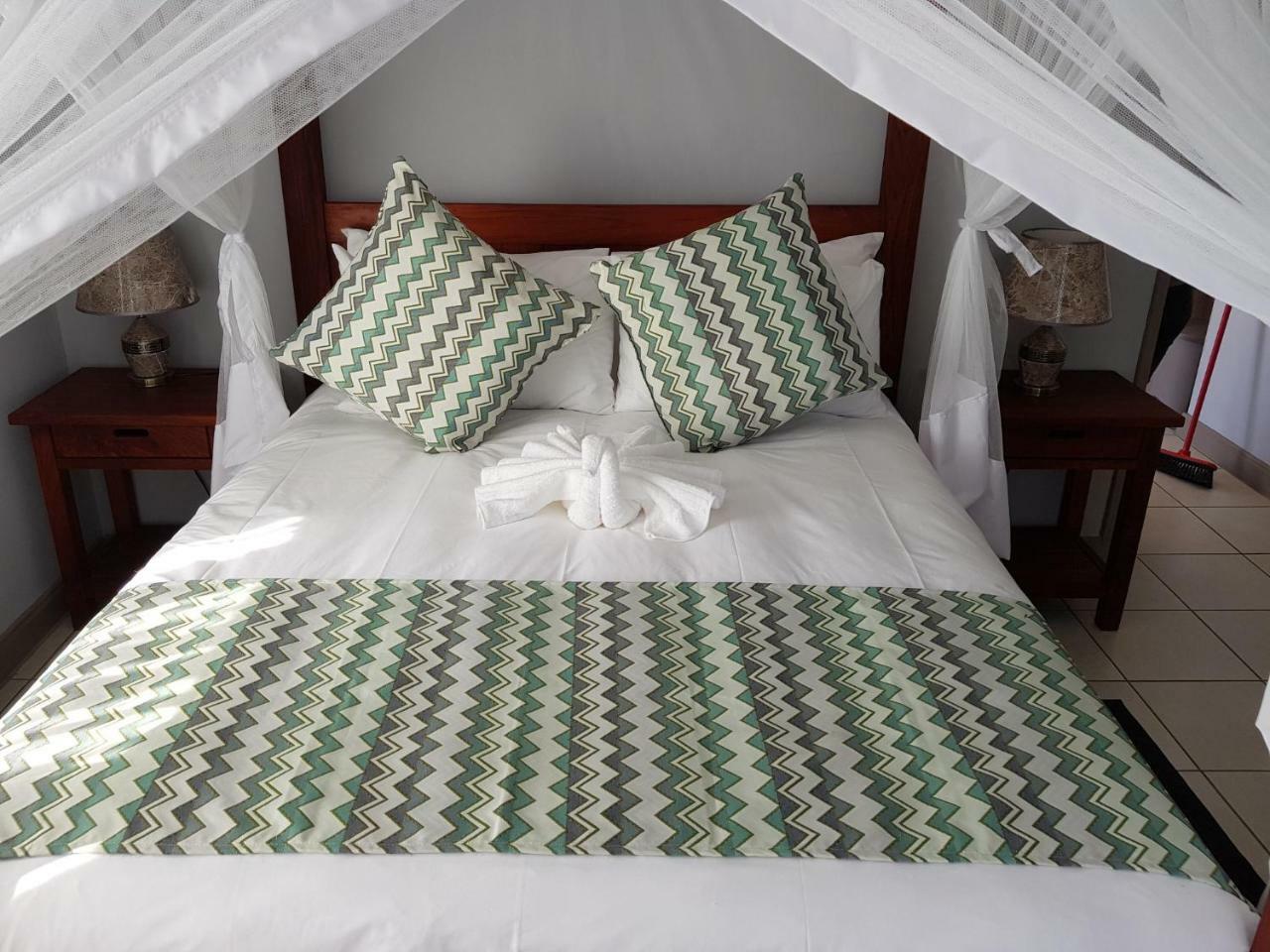 Tlou Safari Lodge Kasane Luaran gambar
